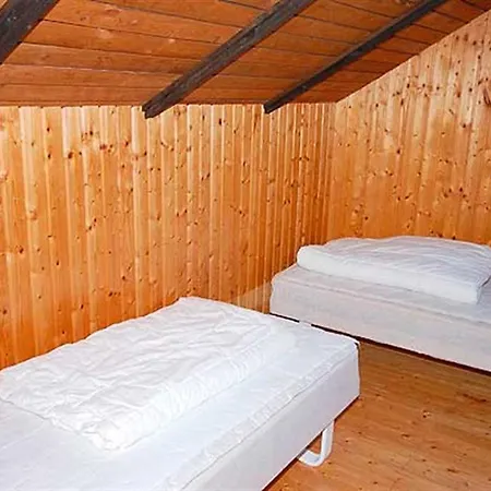 Ferienhaus Holiday Rorsangervej E- 3825 *